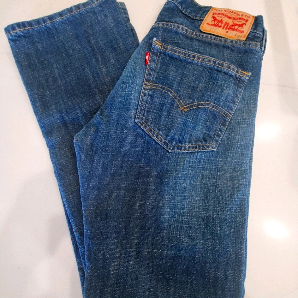 Levi's low Rise boot cut jeans  31x32
